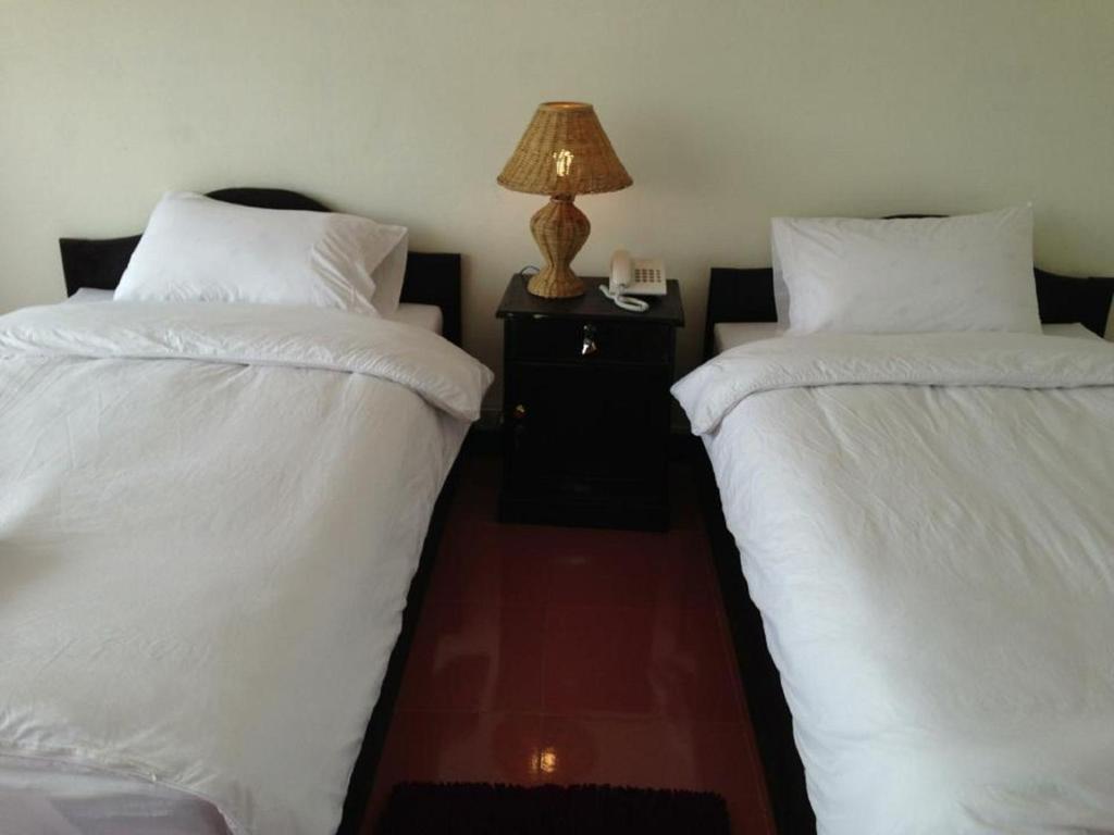 Phoukham Garden Hotel&Resort Xieng Khuang Zimmer foto